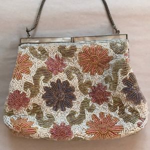 VINTAGE HEAVILY BEADED SHARONEE FLORAL BAG CLUTCH